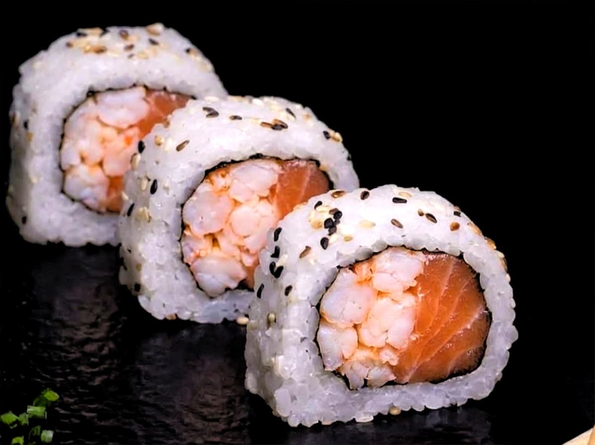 Uramaki Especial Salmão e Camarão
